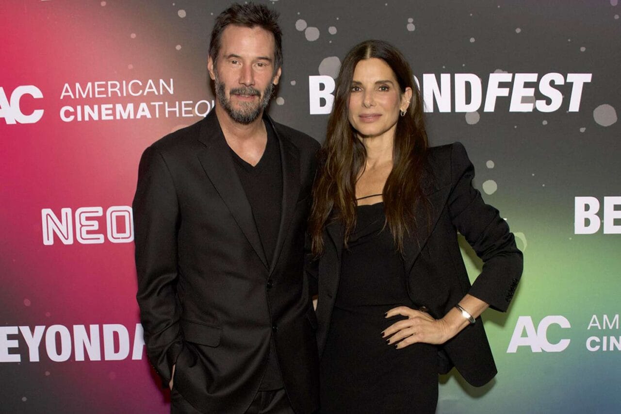 sandra-bullock-keanu-reeves-beyondfest-100924-1-31a1fd6ef1ac4d0991e5562cf5deed37